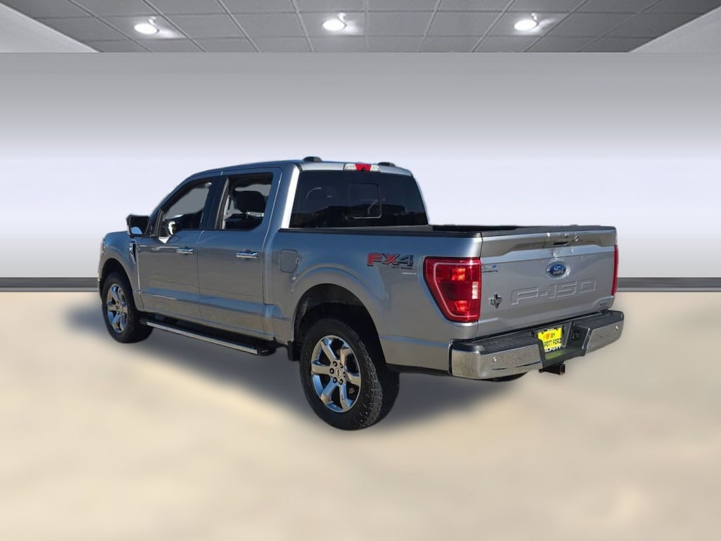 Used 2021 Ford F-150 XLT Truck SuperCrew Cab