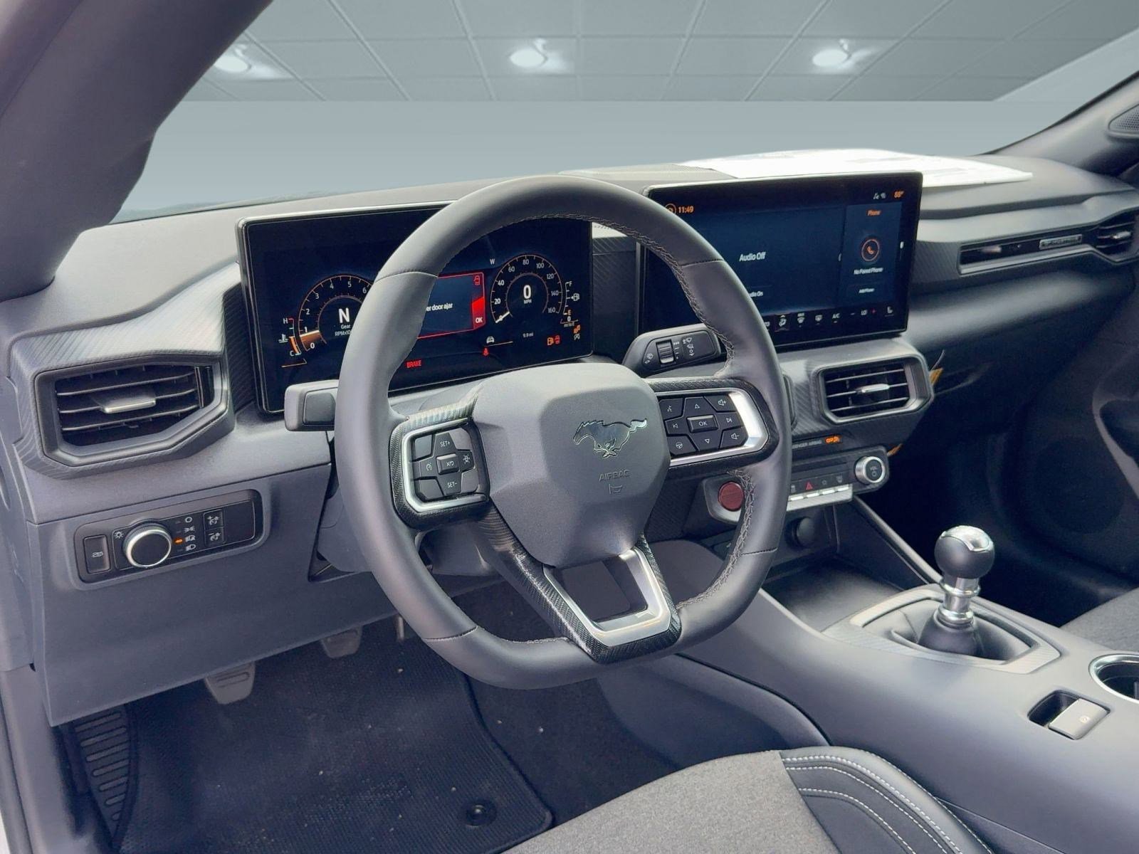 2025 Ford Mustang GT photo 4