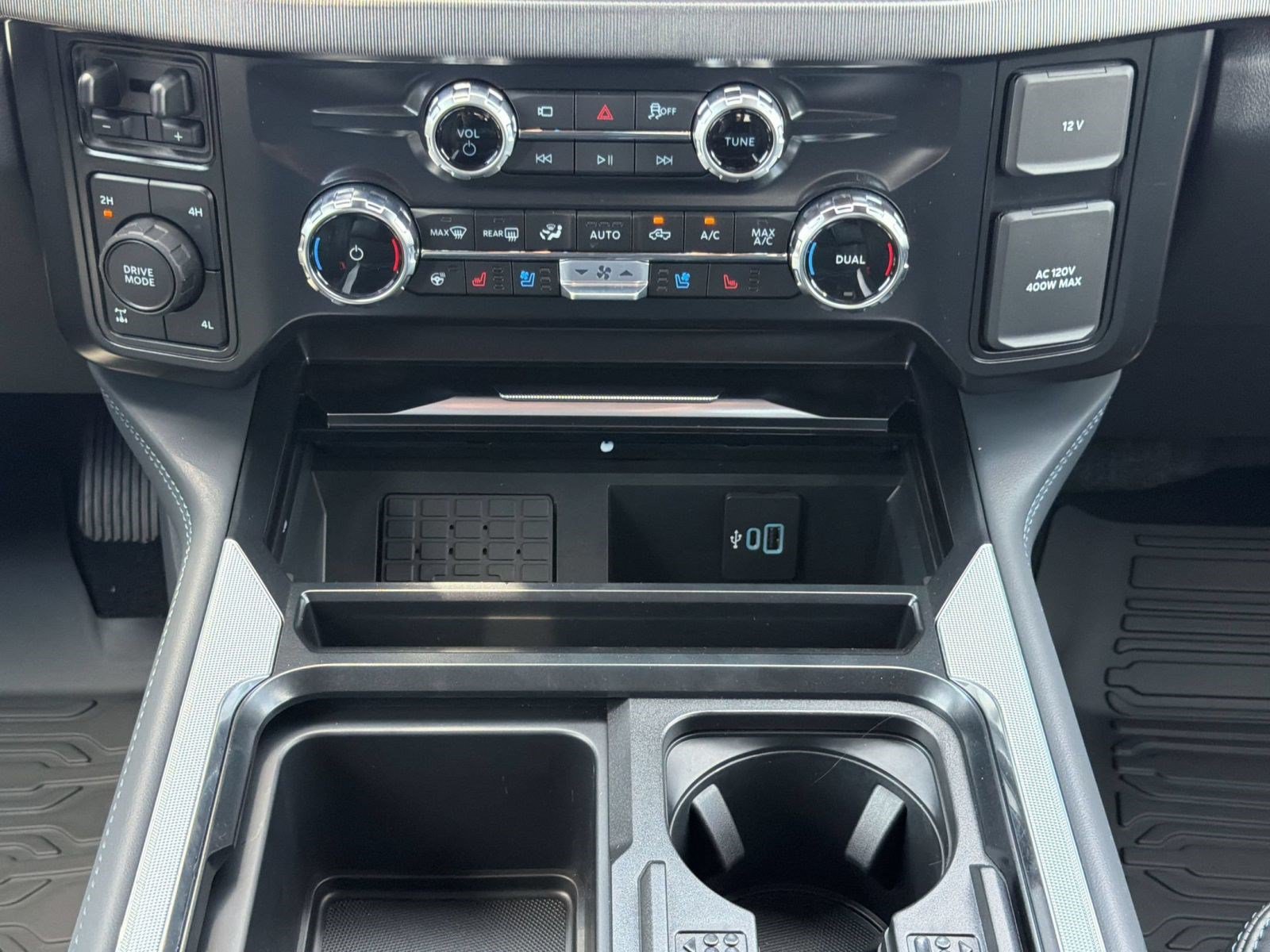 2026 Ford F-250 Super Duty Platinum - Photo 21