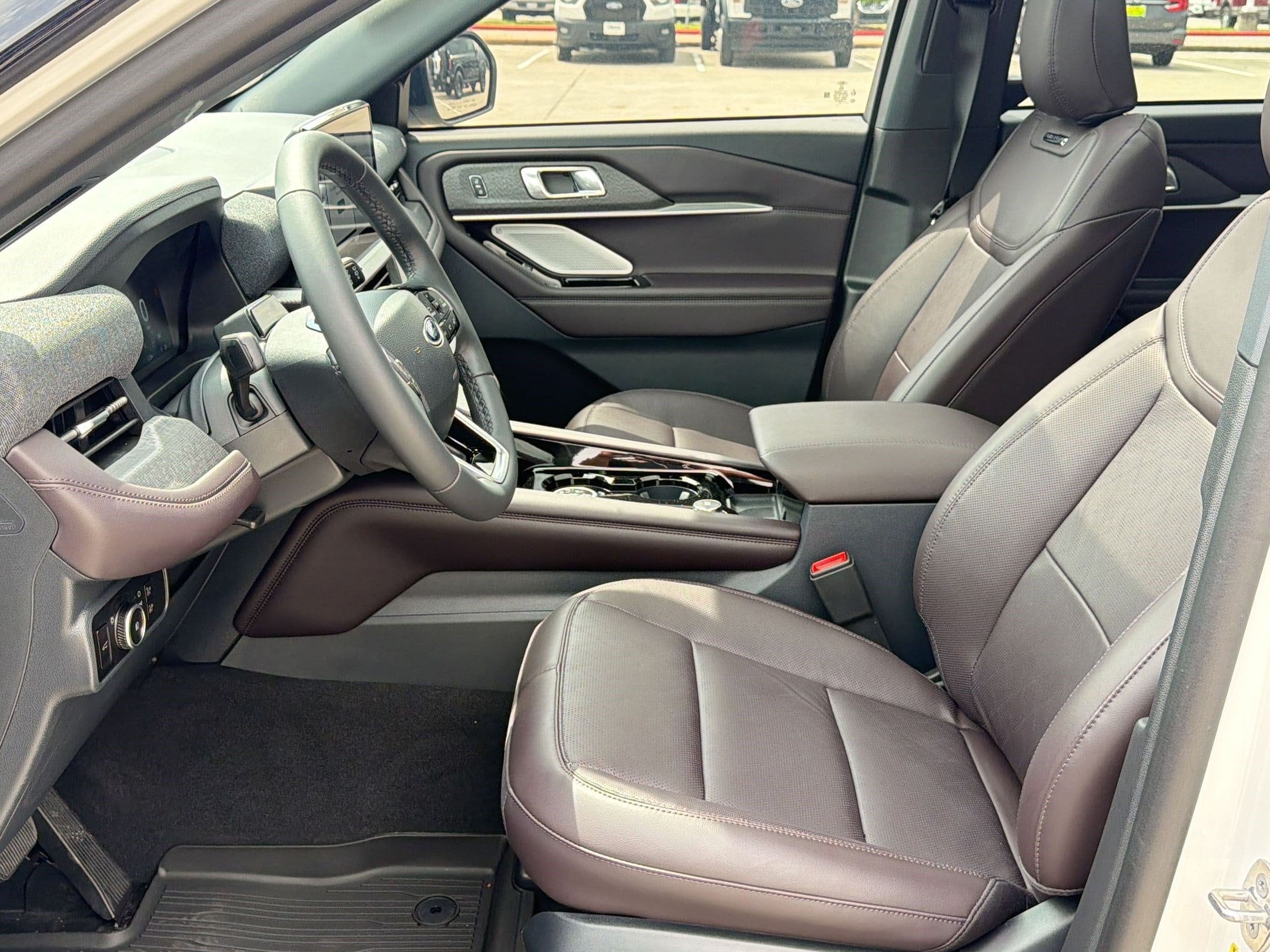 Explorer Platinum SUV