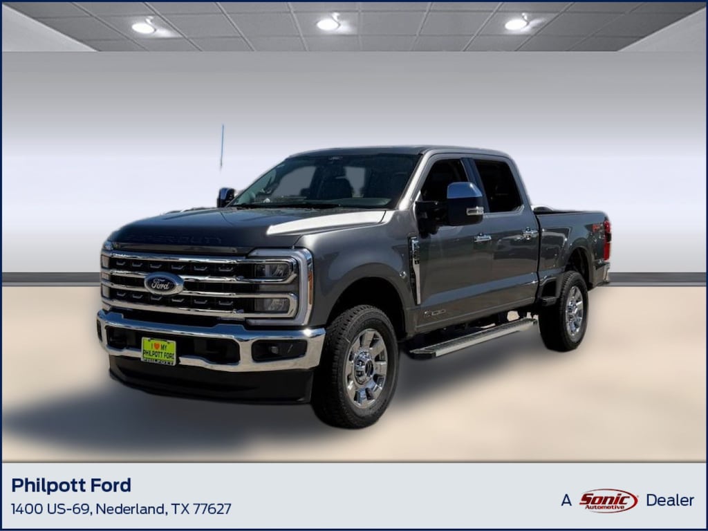 New 2026 Ford F-250 LARIAT Truck Crew Cab