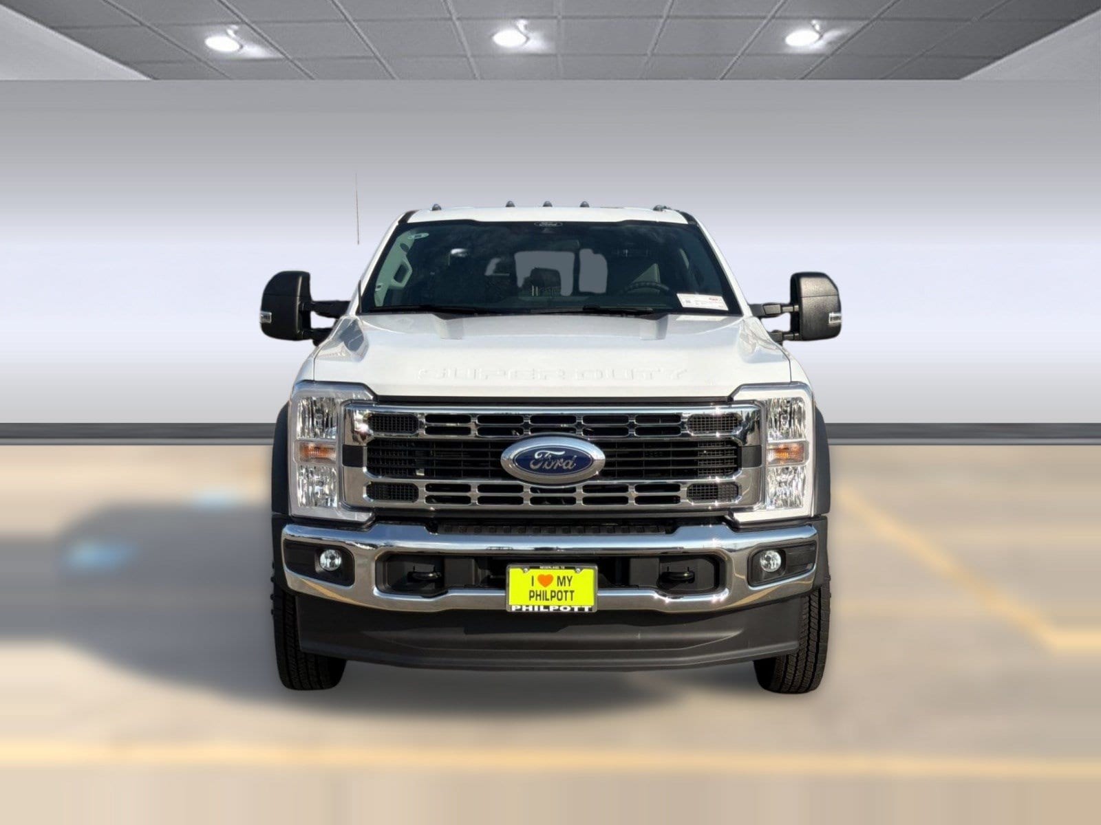 F-450 Chassis XL Truck Crew Cab