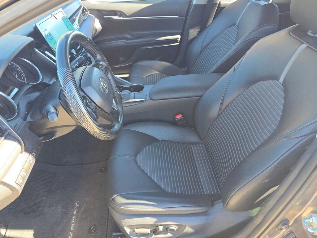 Used 2022 Toyota Camry SE Sedan