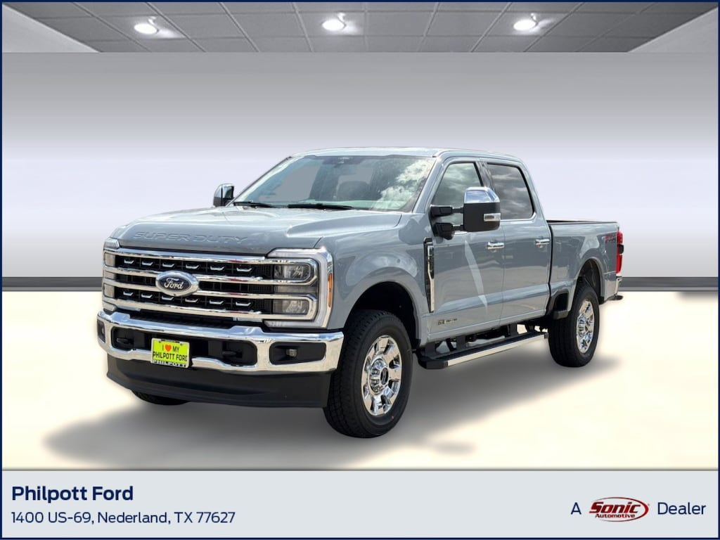 New 2026 Ford F-250 LARIAT Truck Crew Cab