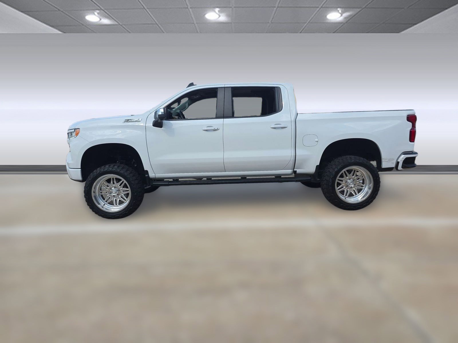 2024 Chevrolet Silverado 1500 RST Texas Edition photo 2