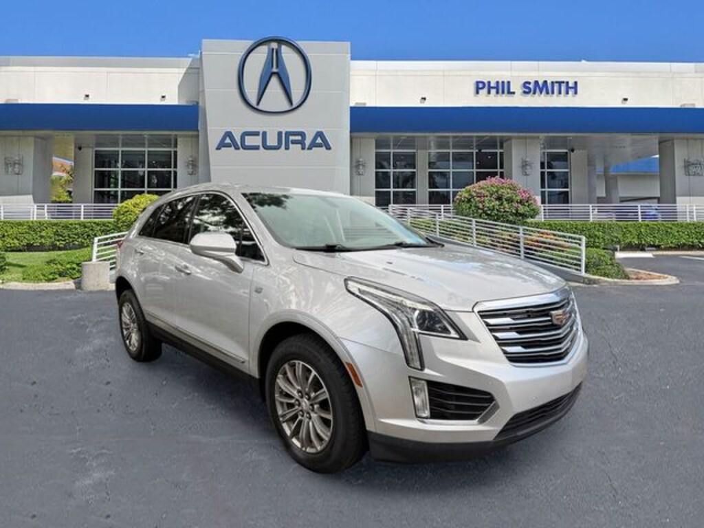 Used 2017 Cadillac XT5 Luxury SUV