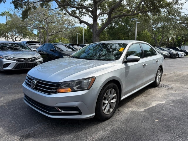 2018 Volkswagen Passat 2.0T S