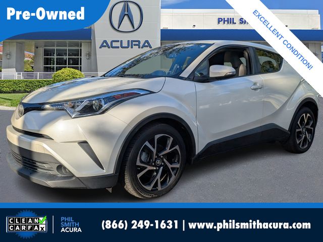 2019 Toyota C-HR XLE's photo