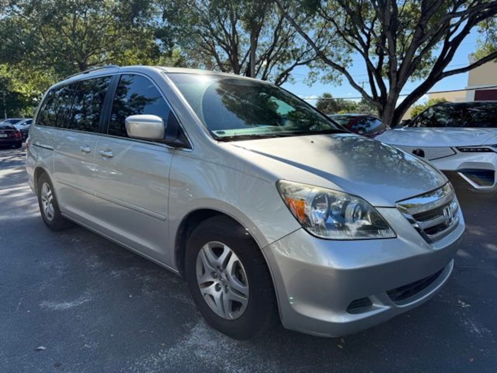 Used 2005 Honda Odyssey EX-L Minivan/Van