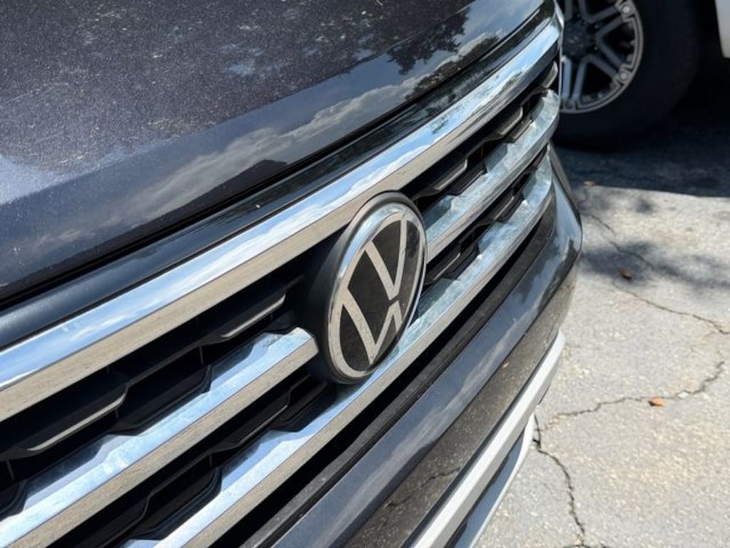 Used 2022 Volkswagen Atlas 2.0T SE w/Technology SUV