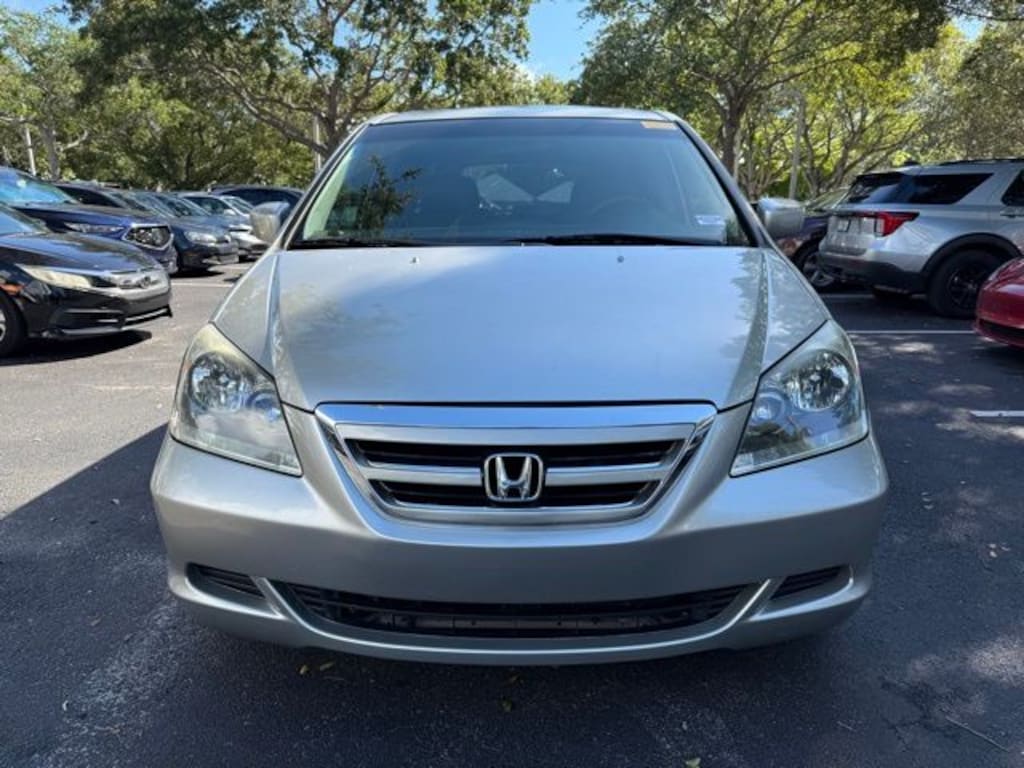 Used 2005 Honda Odyssey EX-L Minivan/Van