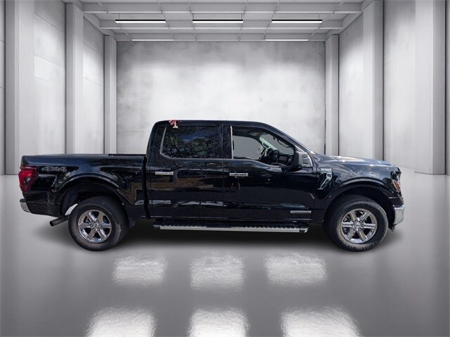2024 Ford F-150 XLT photo 4