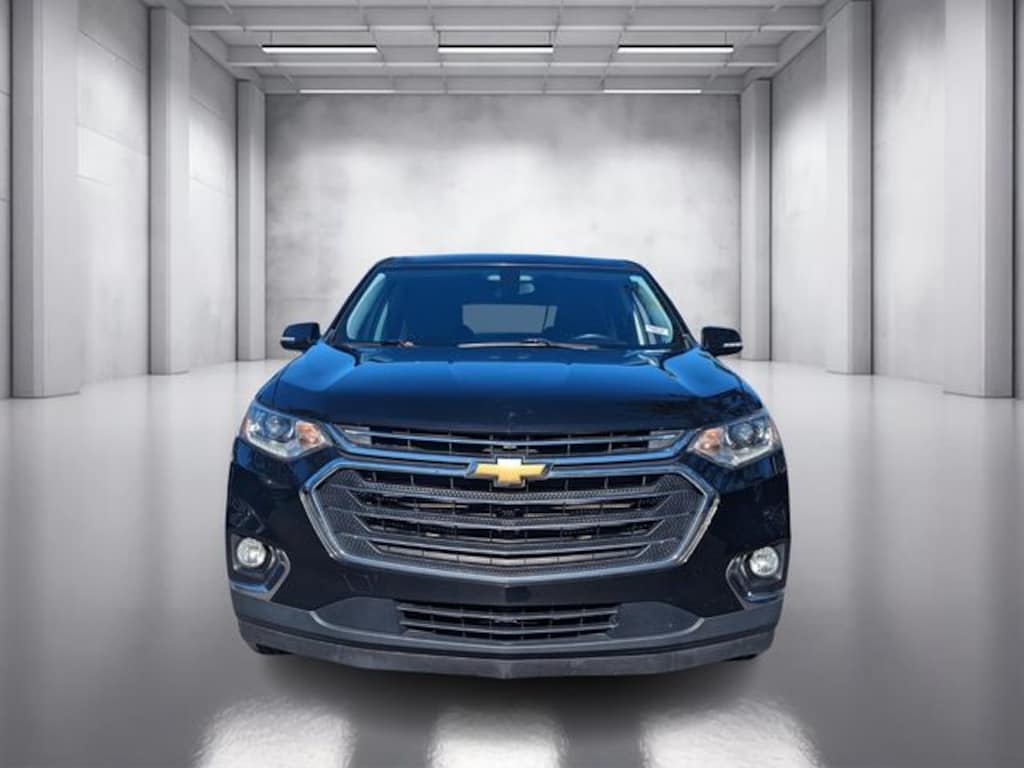 Used 2018 Chevrolet Traverse LT SUV