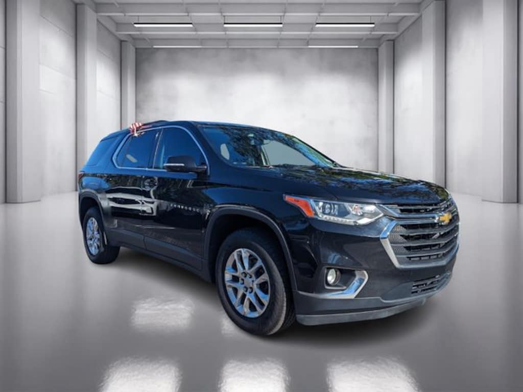 Used 2018 Chevrolet Traverse LT SUV