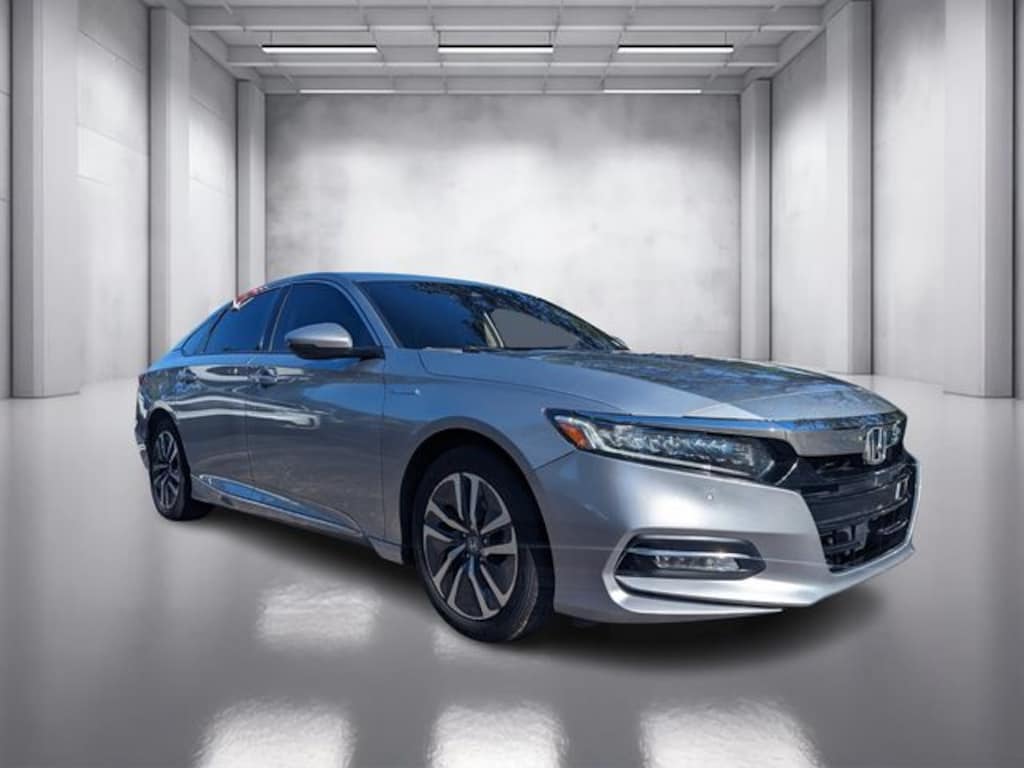 Used 2019 Honda Accord Hybrid Touring Sedan