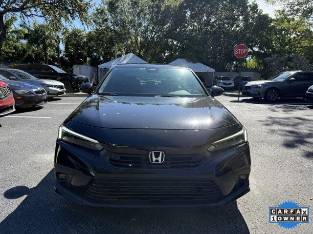 2022 Honda Civic Touring photo 2