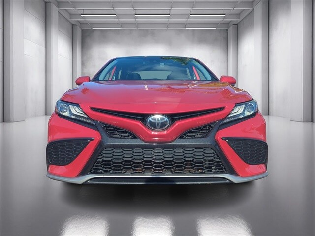 2021 Toyota Camry XSE photo 3