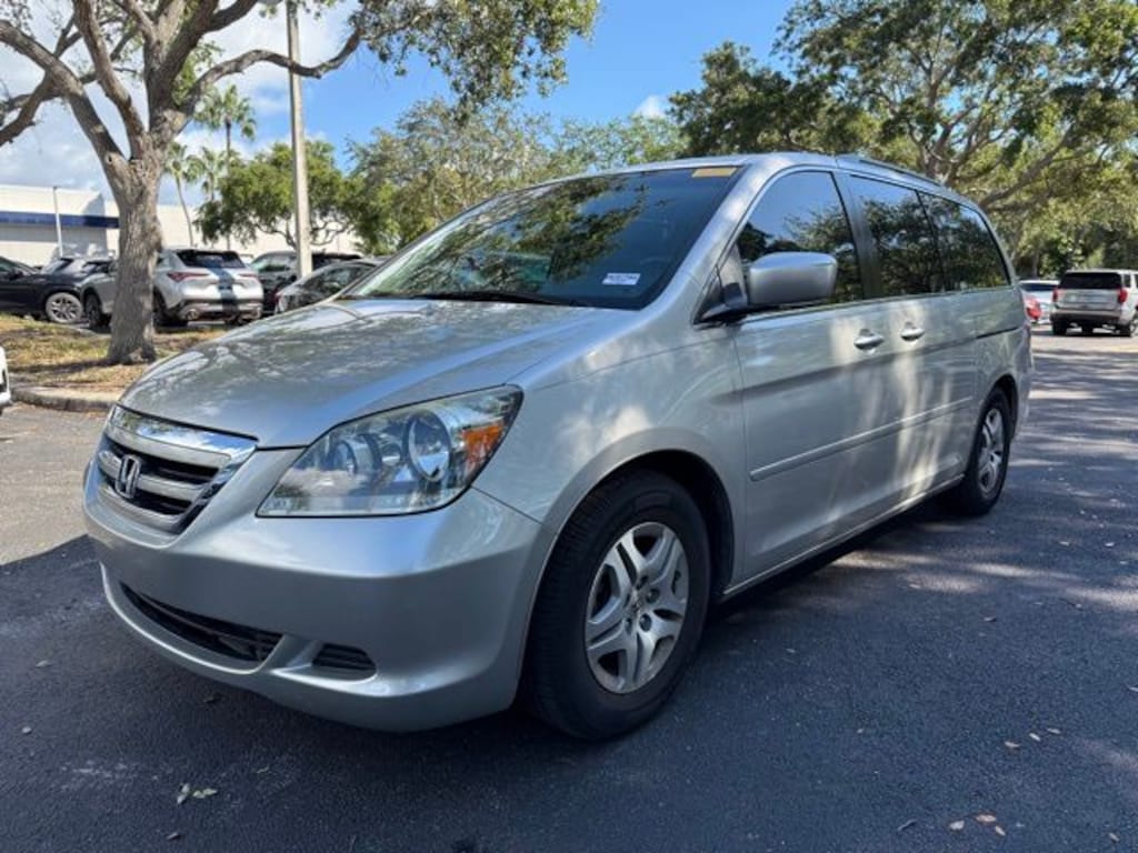 Used 2005 Honda Odyssey EX-L Minivan/Van