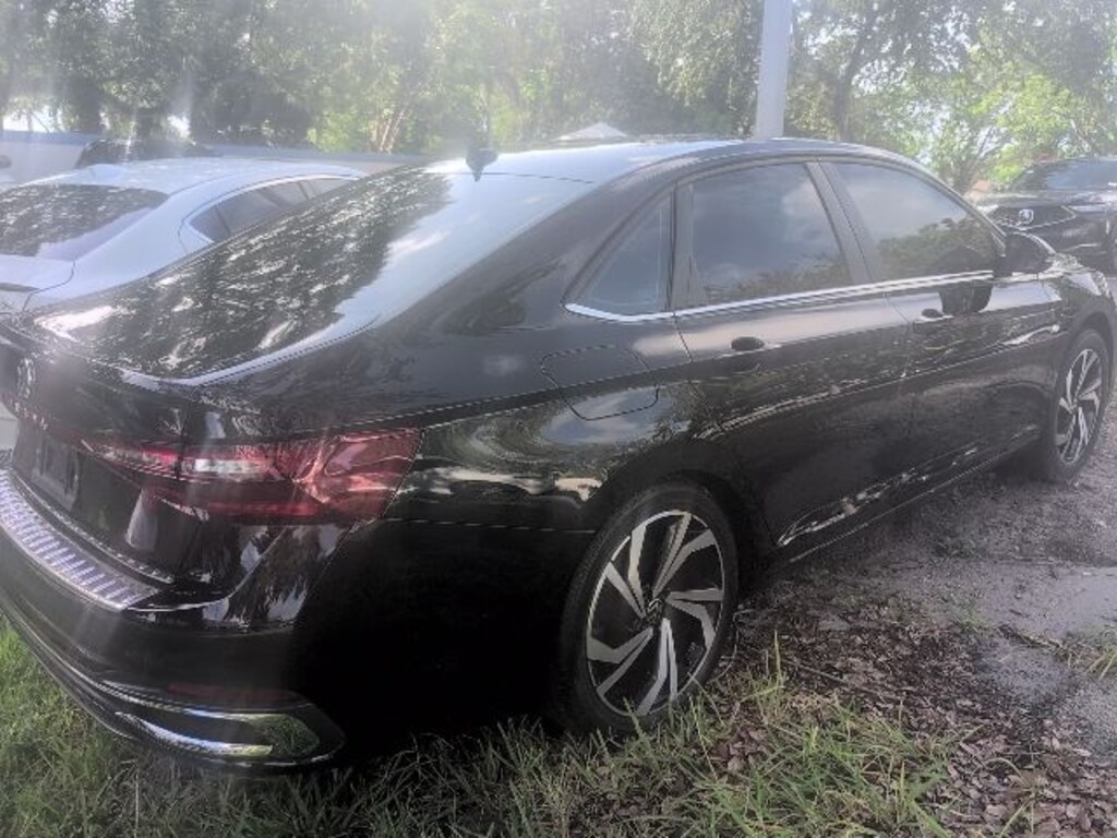 Used 2025 Volkswagen Jetta 1.5T SEL Sedan