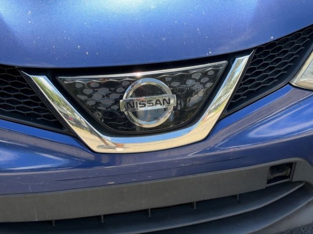 Used 2018 Nissan Rogue Sport S SUV