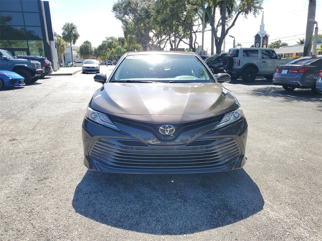 Used 2018 Toyota Camry XLE Sedan