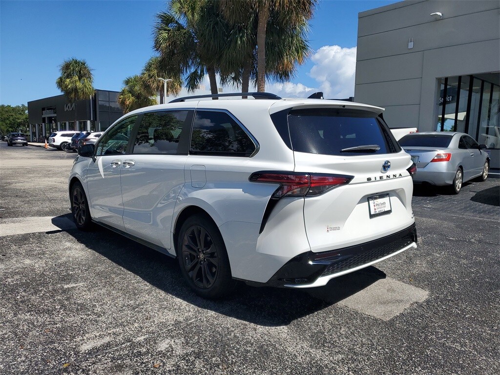 Used 2023 Toyota Sienna XSE 7 Passenger Van Passenger Van