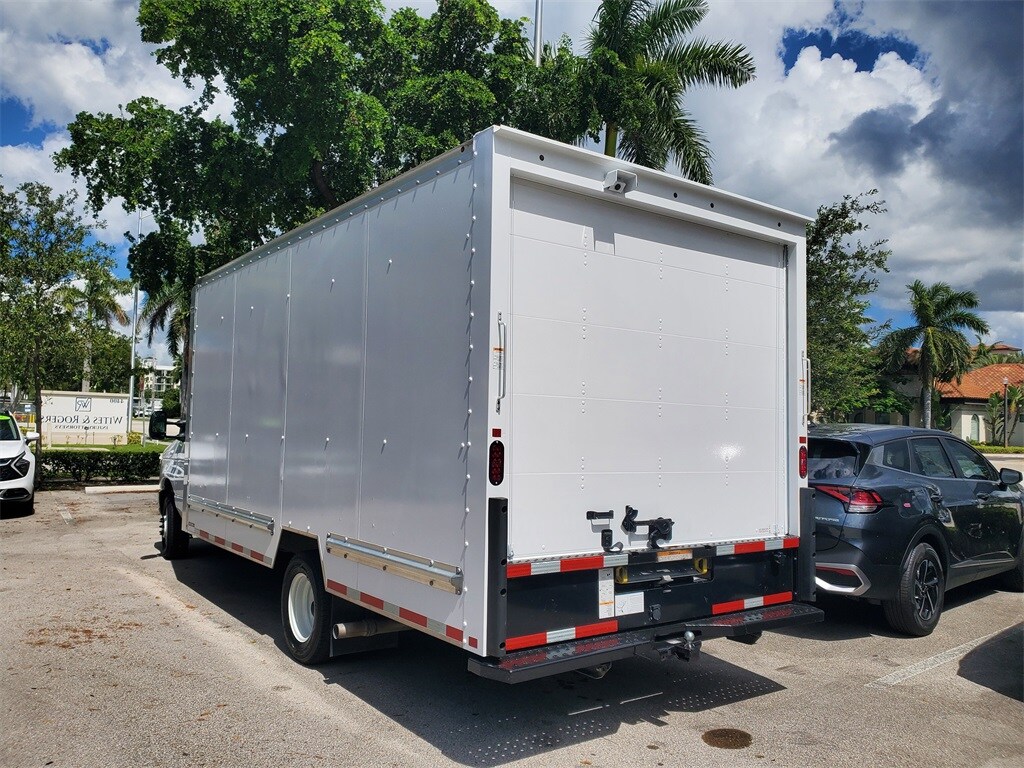 Used 2024 Ford E-350 Cutaway Base Truck