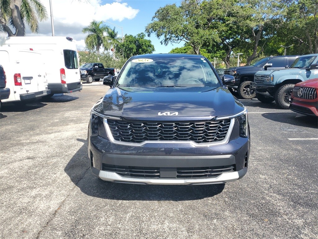 Certified 2025 Kia Sorento LX SUV