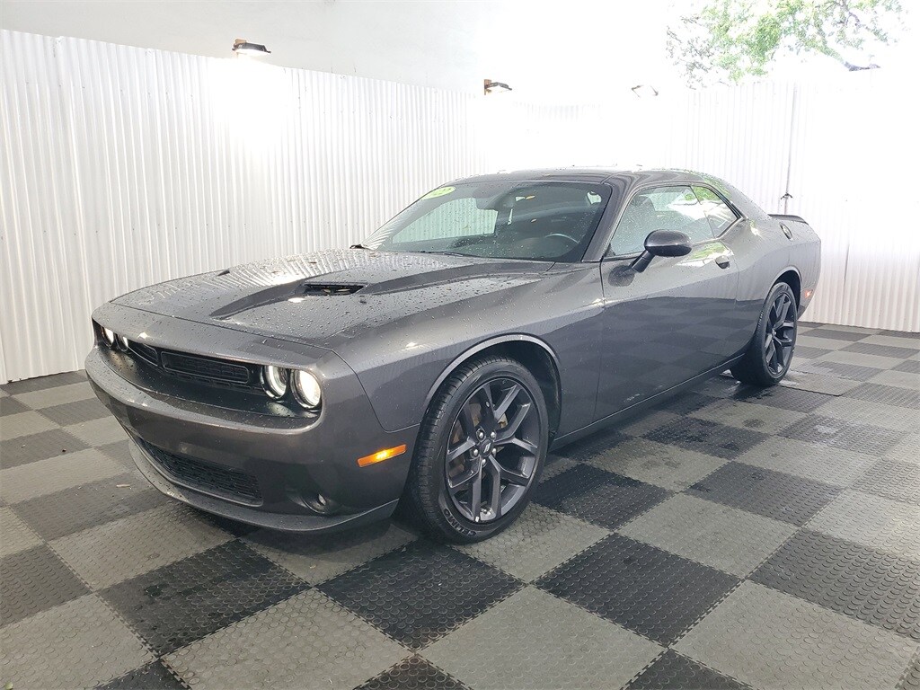 Used 2022 Dodge Challenger SXT Coupe