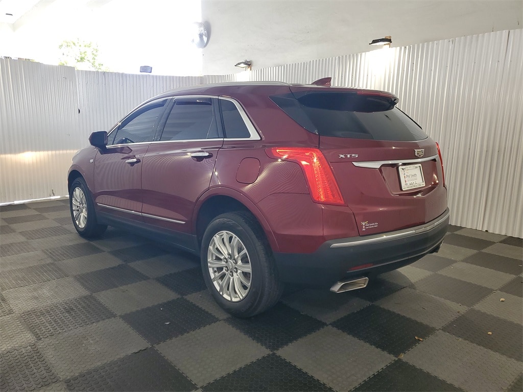 Used 2018 CADILLAC XT5 Base SUV