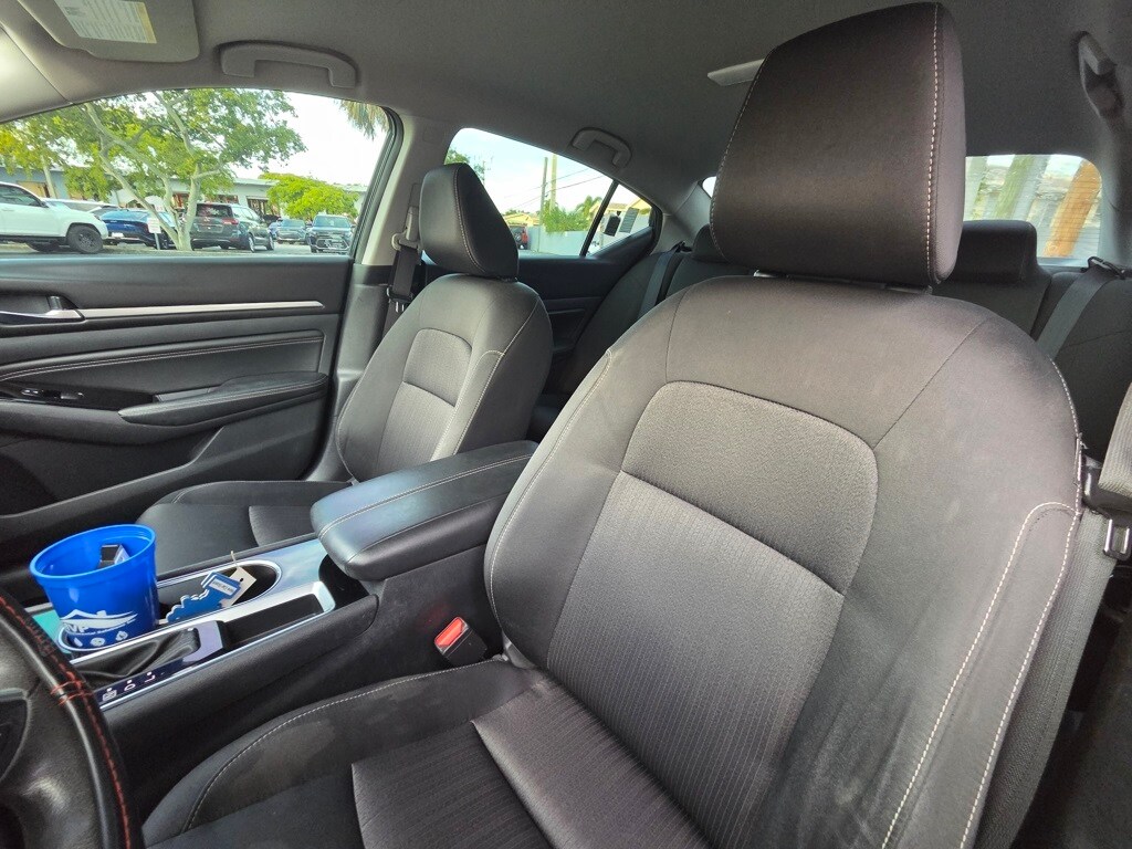 Used 2021 Nissan Altima 2.5 SV Sedan