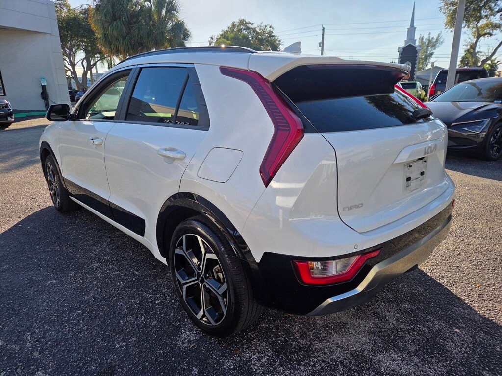 Certified 2024 Kia Niro EX Touring SUV