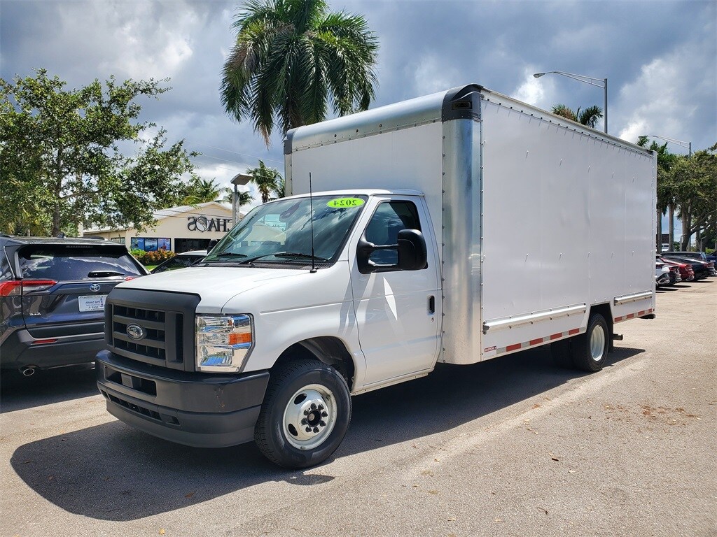 Used 2024 Ford E-350 Cutaway Base Truck