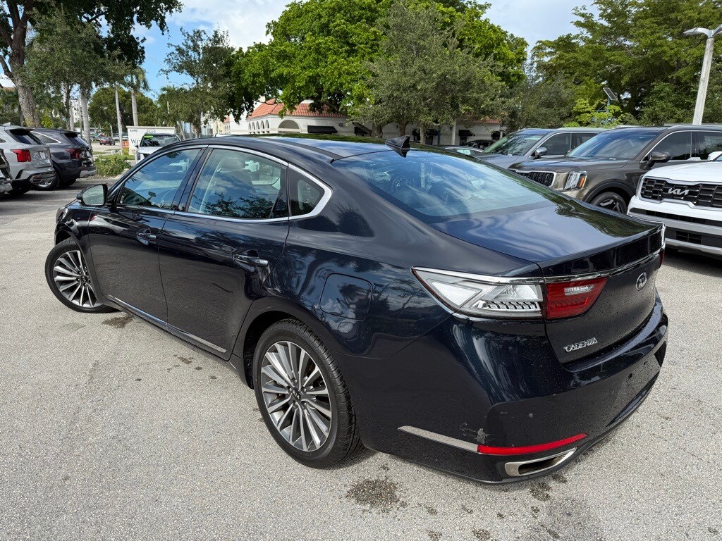 Used 2017 Kia Cadenza Premium Sedan