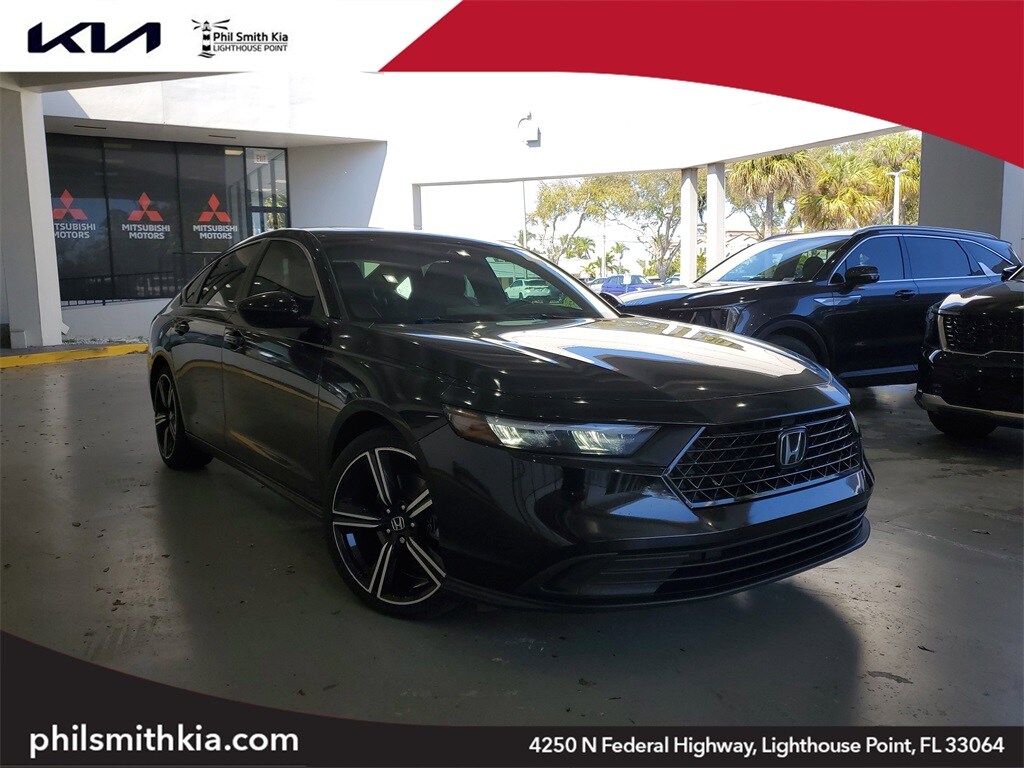 Used 2023 Honda Accord Hybrid Sport w/BSI Sedan