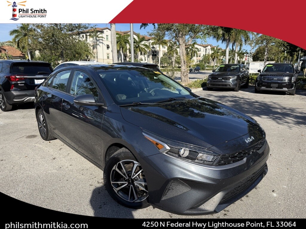 Certified 2022 Kia Forte LXS Sedan