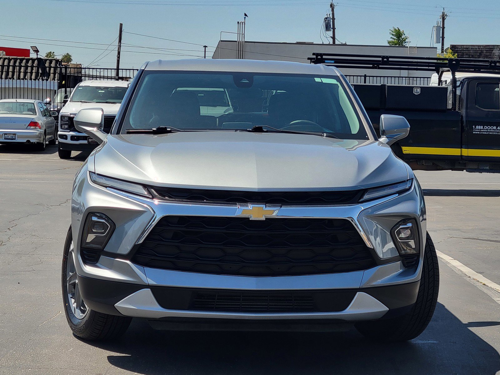 2024 Chevrolet Blazer 2LT photo 2