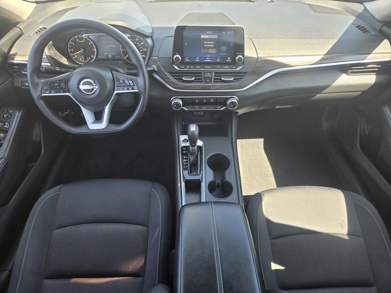 2025 Nissan Altima SV - Photo 7