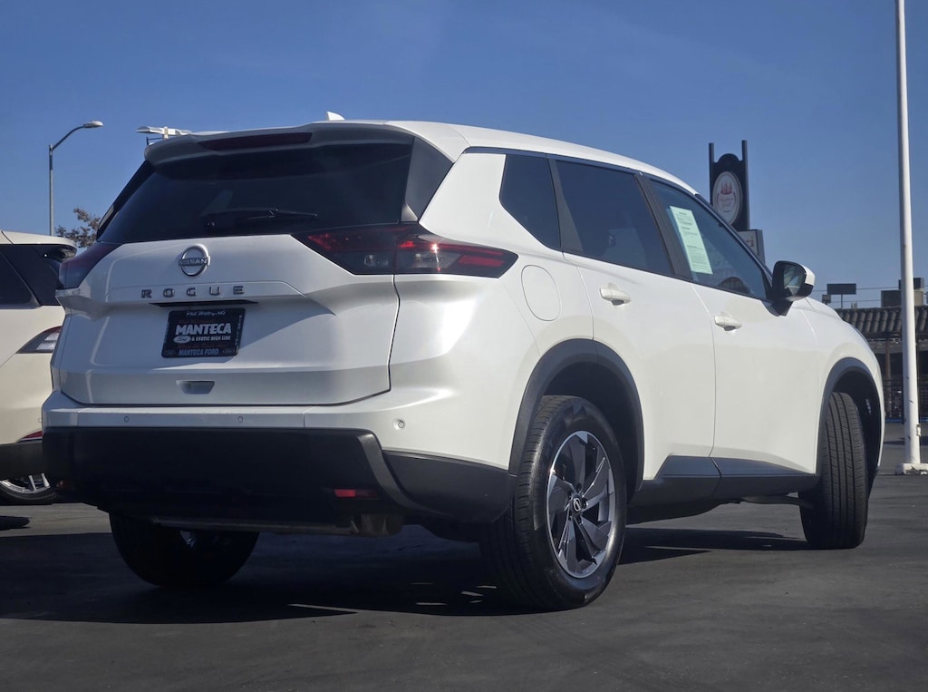 Used 2025 Nissan Rogue SV SUV
