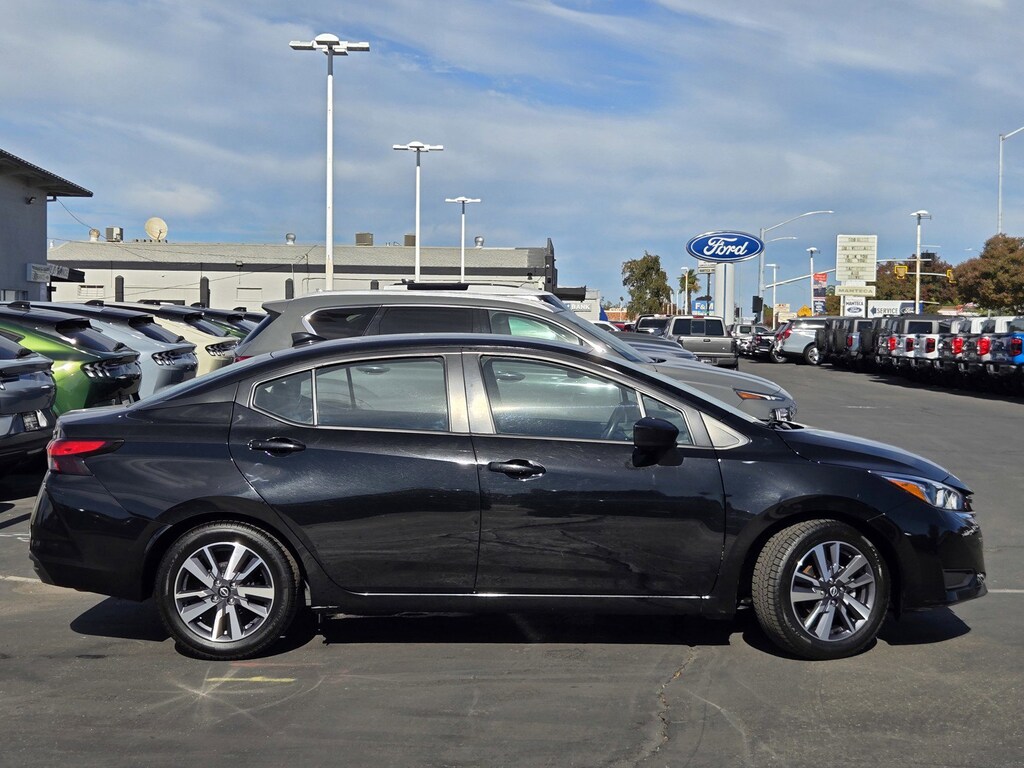 Used 2023 Nissan Versa 1.6 SV Sedan