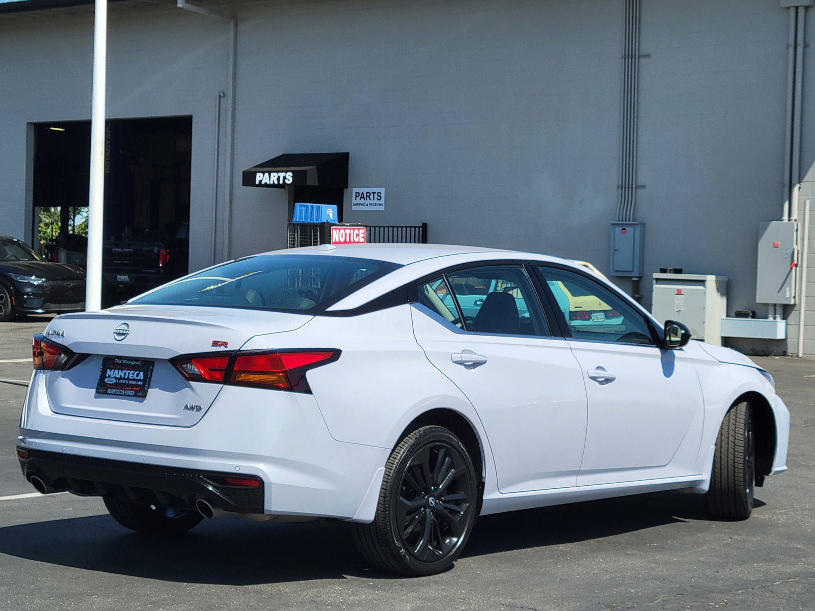 2024 Nissan Altima 2.5 SR photo 4