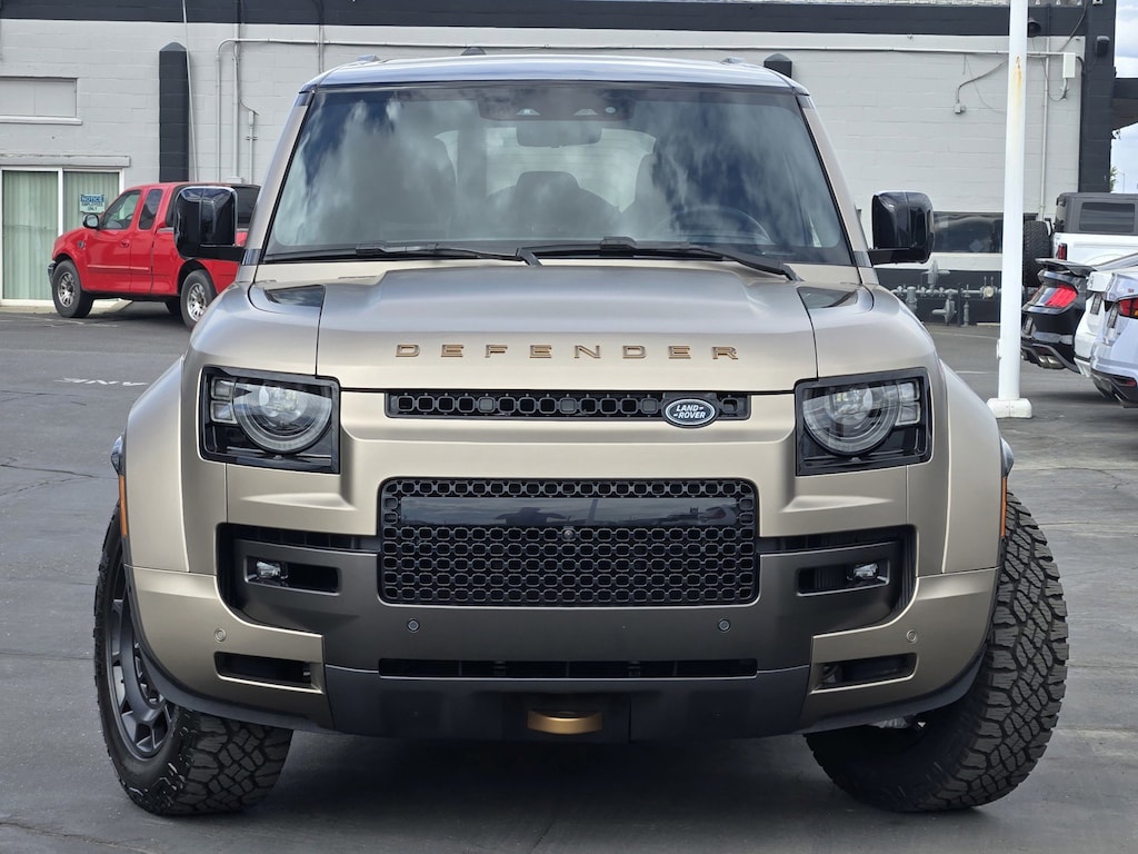 Used 2025 Land Rover Defender 110 OCTA SUV