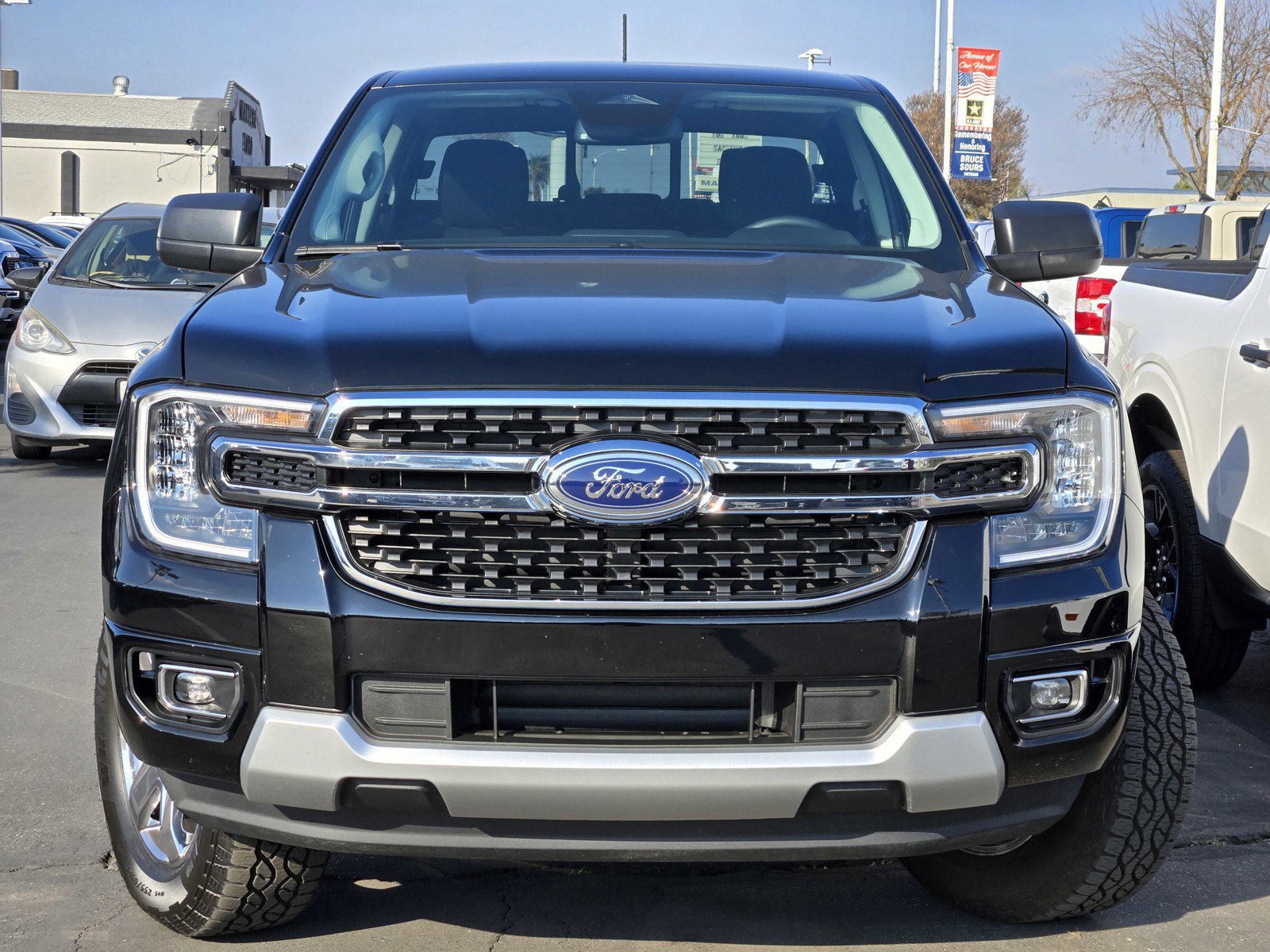 2024 Ford Ranger XLT photo 2