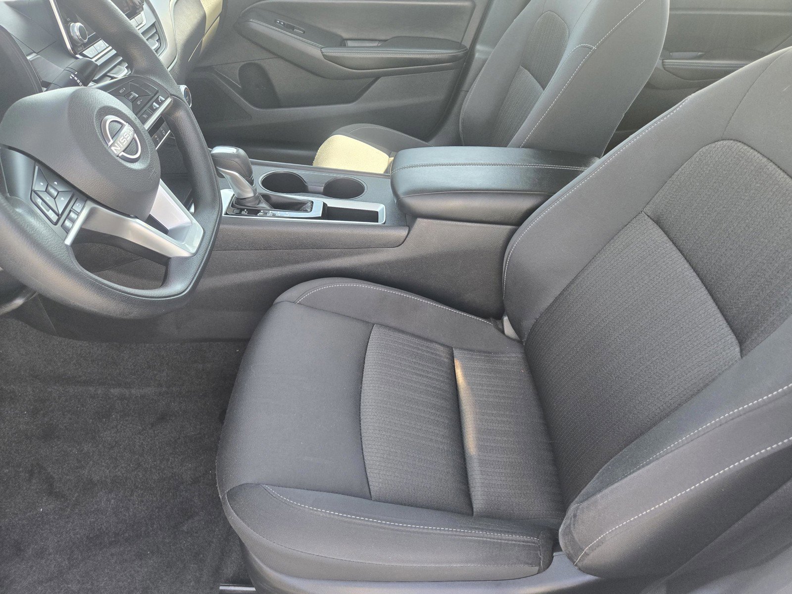 2025 Nissan Altima SV - Photo 11