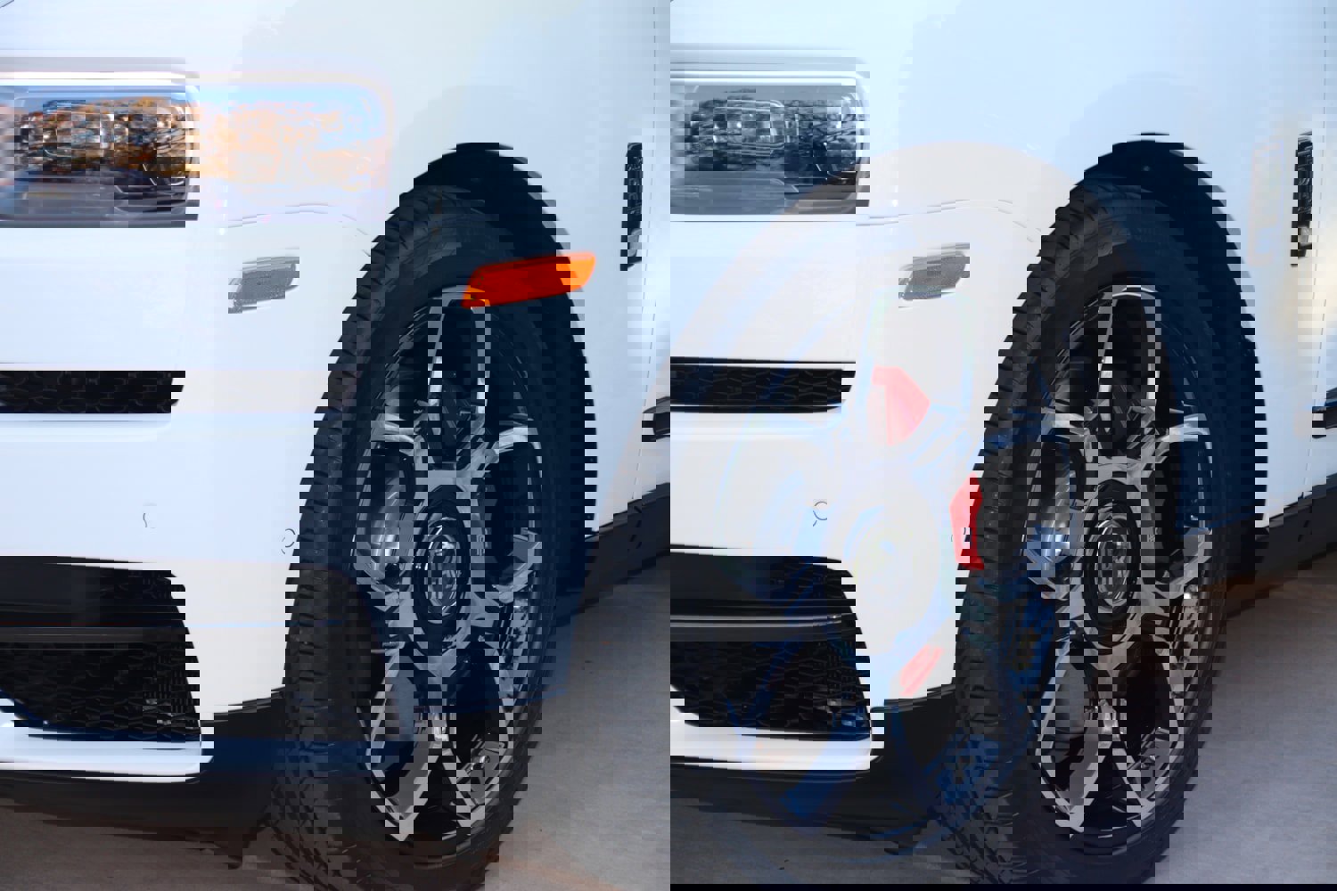 2023 Rolls Royce Cullinan Black Badge photo 3