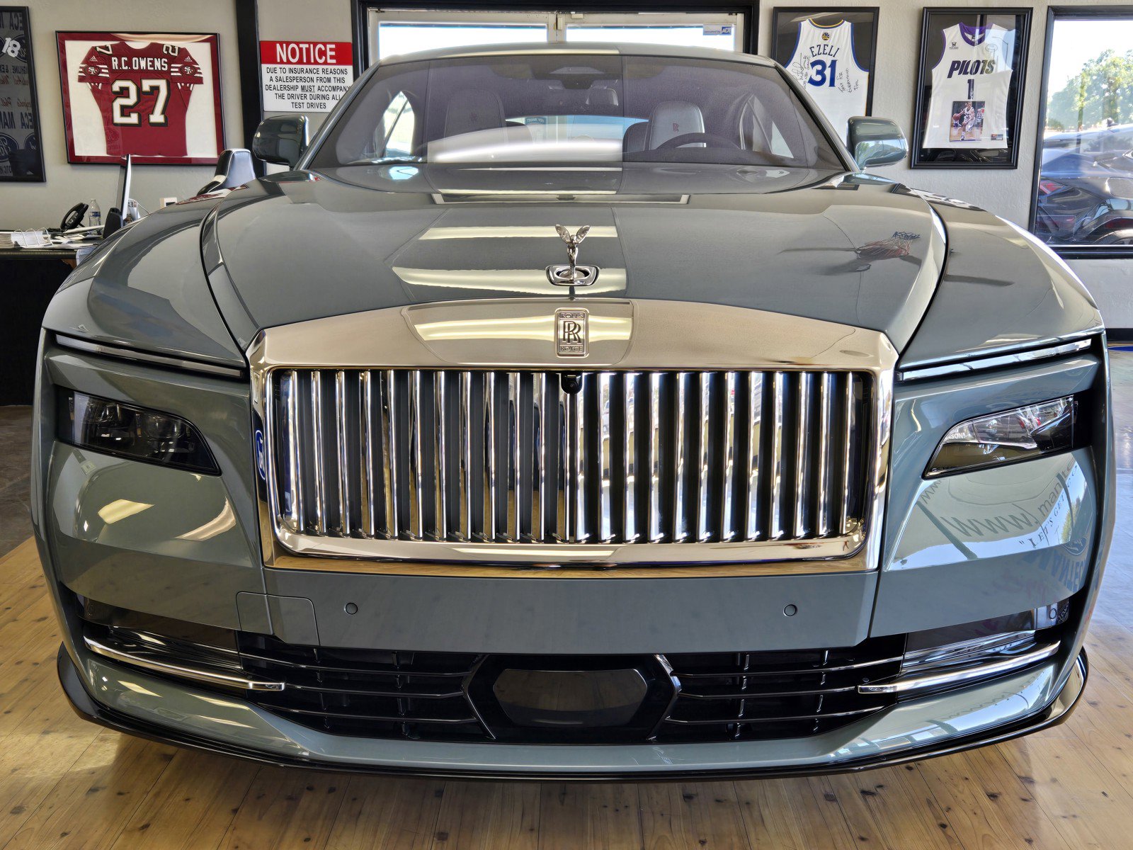 Used 2024 Rolls-Royce Spectre Base with VIN SCATK2C09RU222001 for sale in Manteca, CA