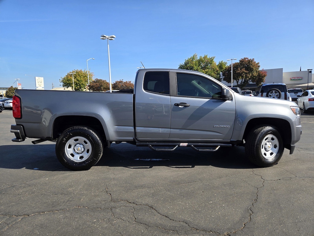 Used 2018 Chevrolet Colorado WT Truck Extended Cab
