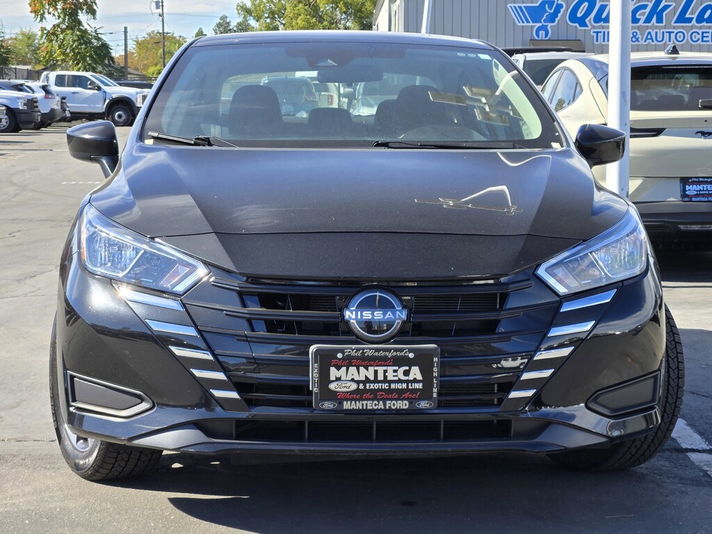 Used 2023 Nissan Versa 1.6 SV Sedan