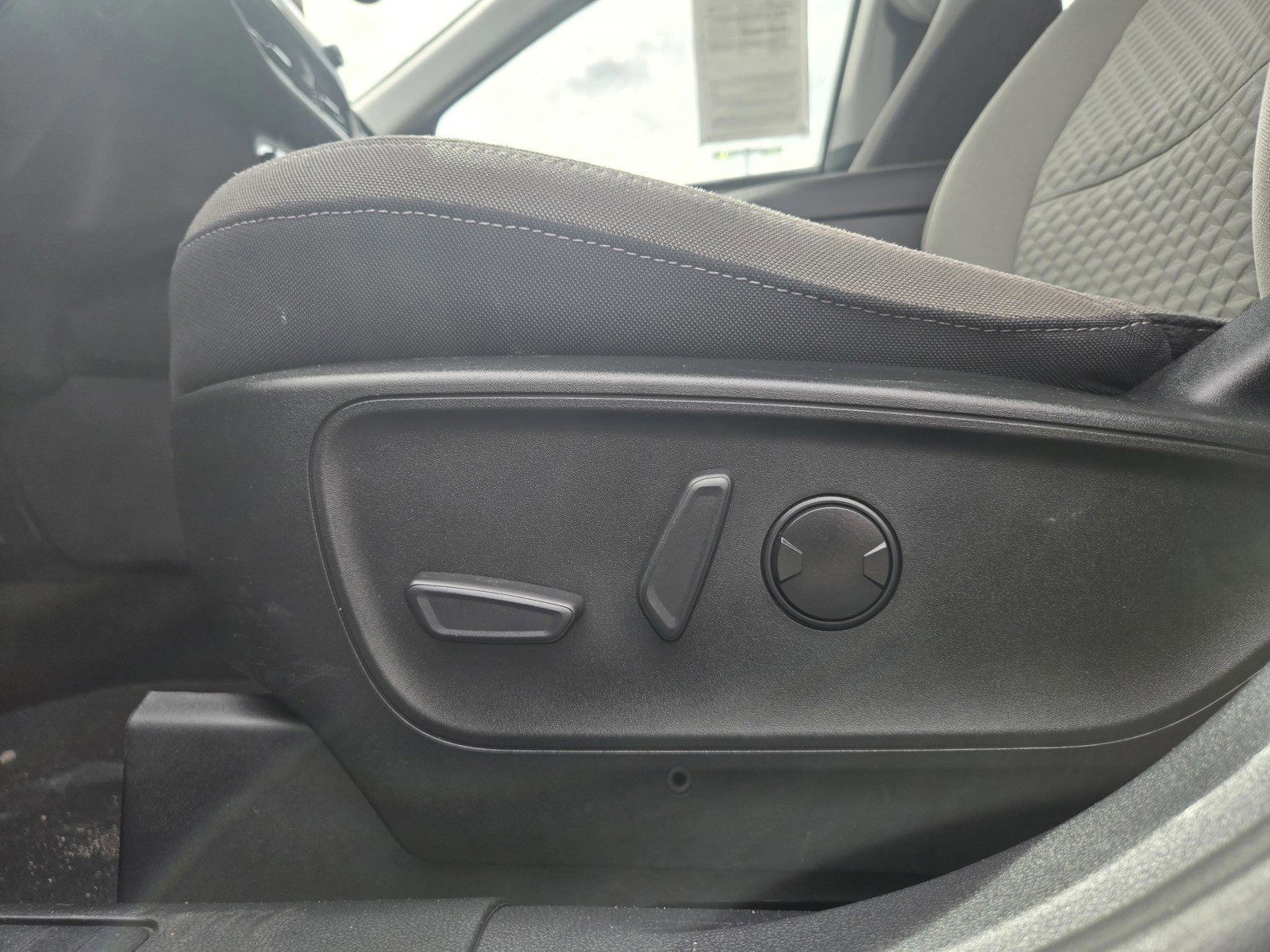 2022 Ford Escape SE - Photo 13
