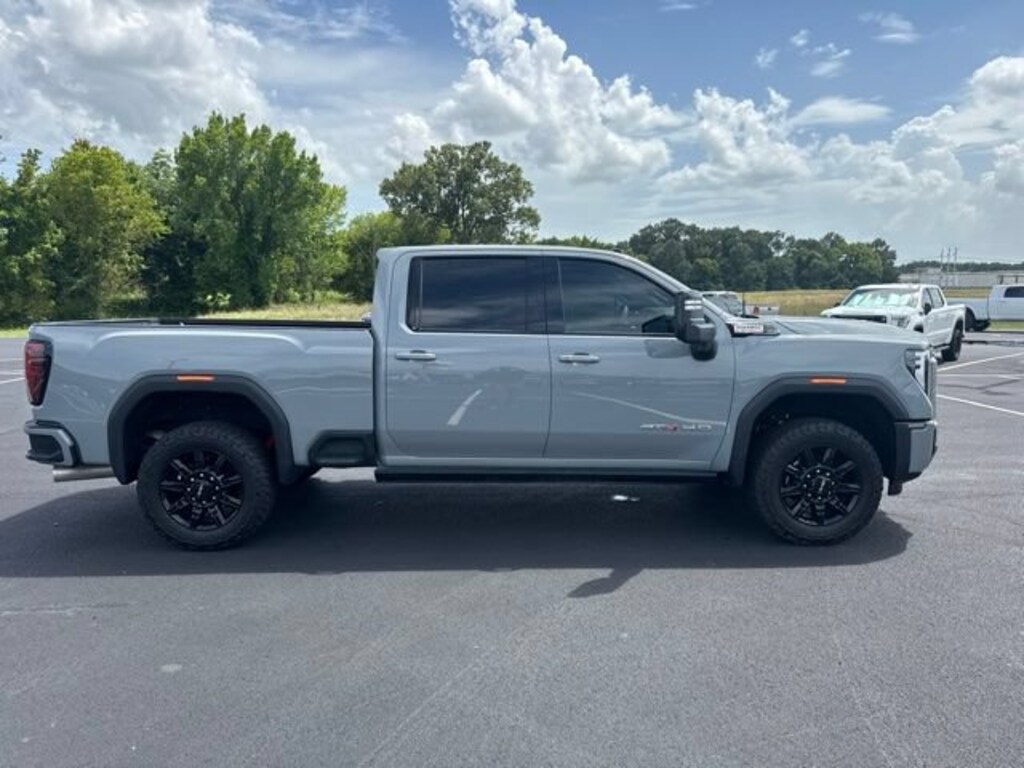 Used 2025 GMC Sierra 2500 HD AT4 Truck Crew Cab